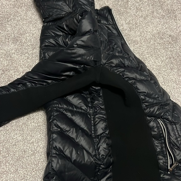 Black BCBGeneration Puffer Jacket - Picture 4 of 4